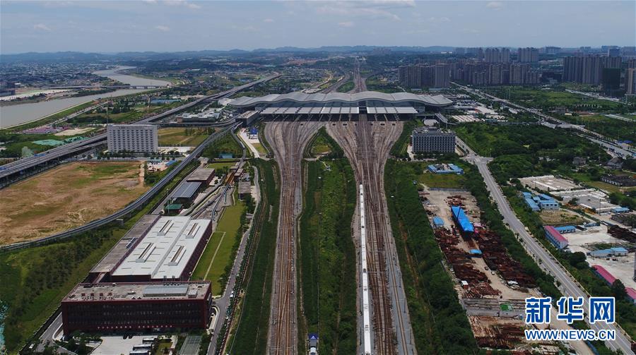 （社会）（1）京广高铁长沙段受水害影响 部分列车停运