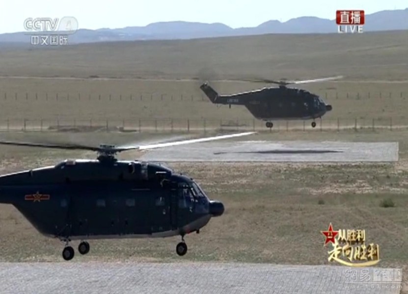 建军90周年阅兵陆航编队,武直10现场展示如何掩护直8运输直升机运送
