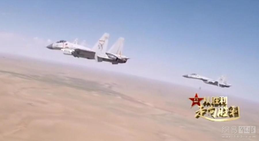 建军90周年阅兵:歼20座舱内画面首曝光 战机释