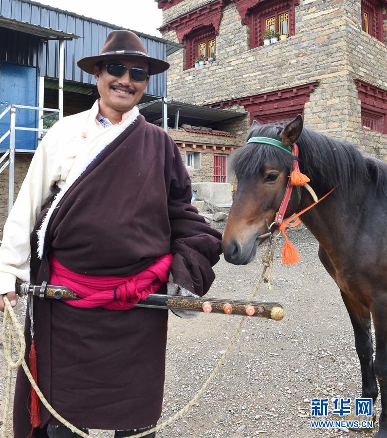 （脱贫攻坚·图文互动）（1）康巴汉子脱贫记