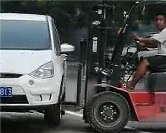 停车_副本.jpg