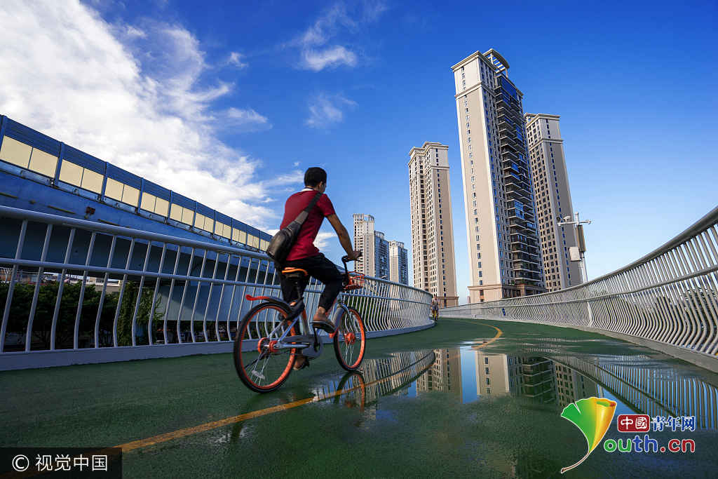 厦门打造空中自行车道 骑行者饱览城市风光