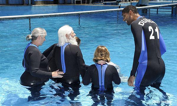 磐石gdp_美国四季度GDP增速放缓至0.7 ,但2015年全年仍升2.4(3)