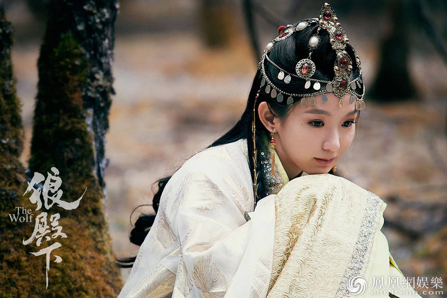 《狼殿下》发战爱版预告 李沁情陷王大陆肖战