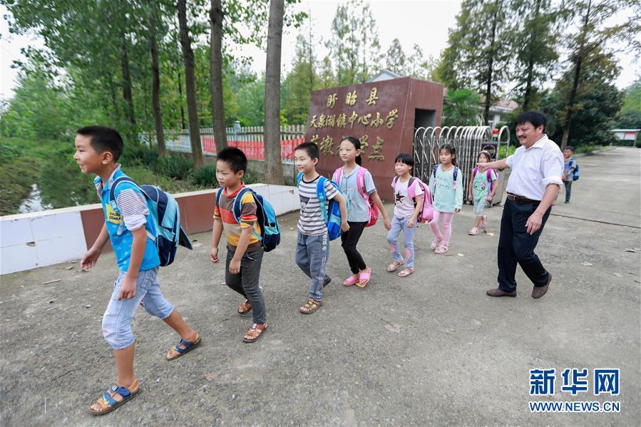 探访苏皖边界"微小学":4名老师教9名学生