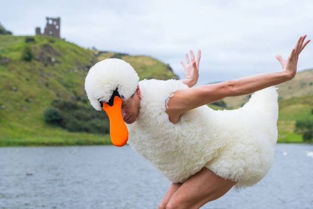 真是奇怪的人做奇怪的事