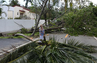 飓风过后的迈阿密.jpg