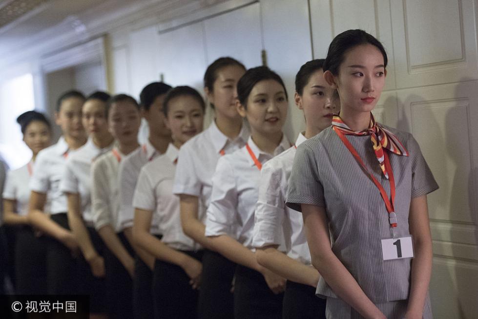 太原空乘招聘美女如云 英语熟练者"受宠"