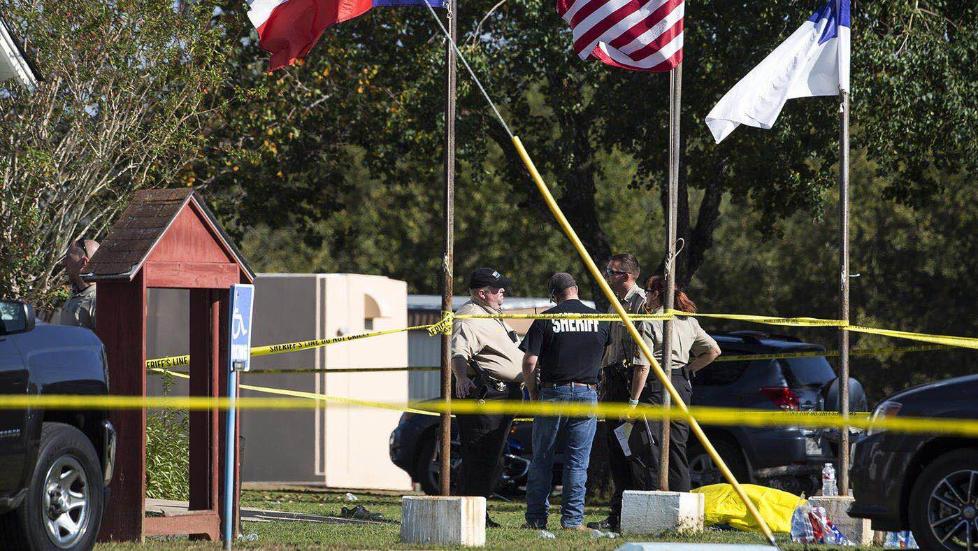 美国得州教堂突发枪击案 已致27人死亡