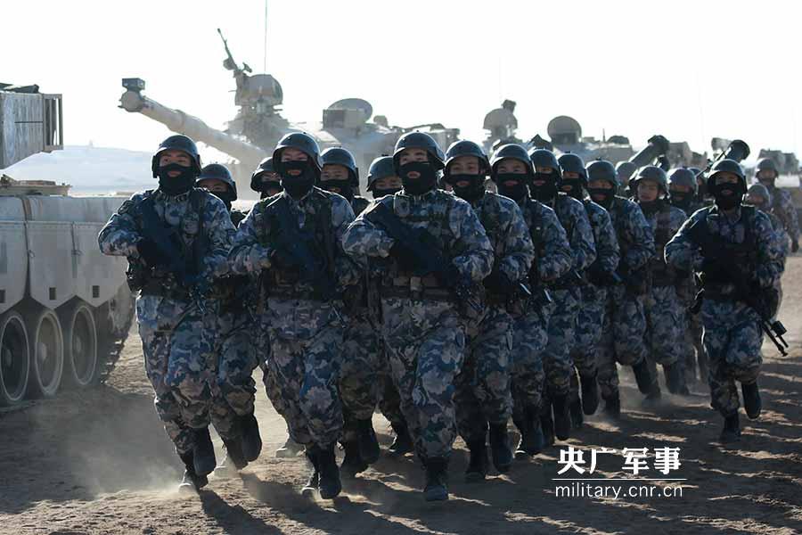 走进"战场磨刀石"中国第一蓝军旅
