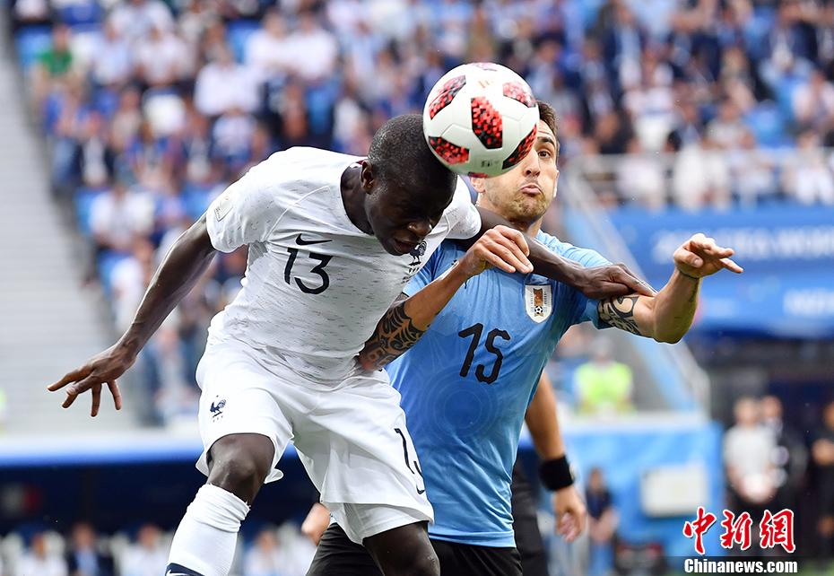 格里兹曼一传一射 法国2:0胜乌拉圭晋级四强