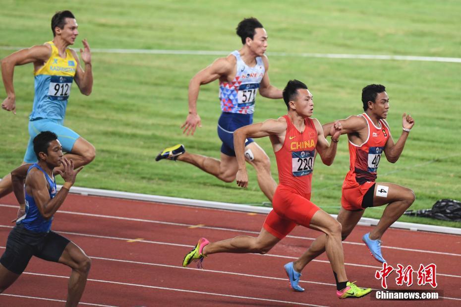 雅加达亚运会百米预赛苏炳添小组第1 携许周政