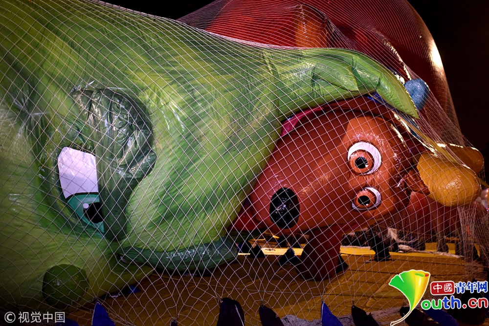 纽约梅西百货感恩节大游行即将上演 超萌大气球纷纷亮相