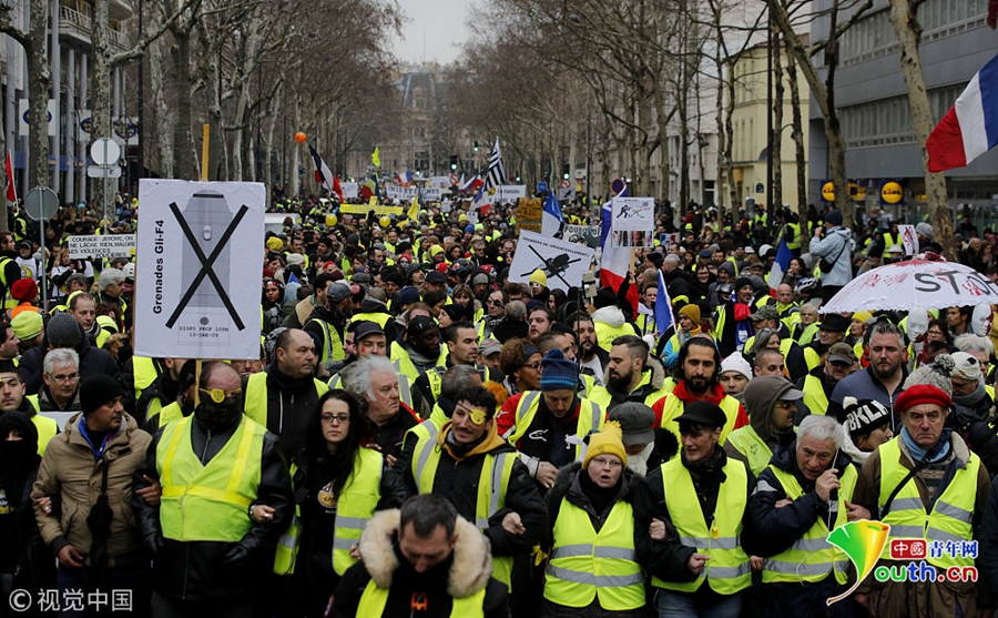 连续12周!法国黄背心抗议者再涌上街头
