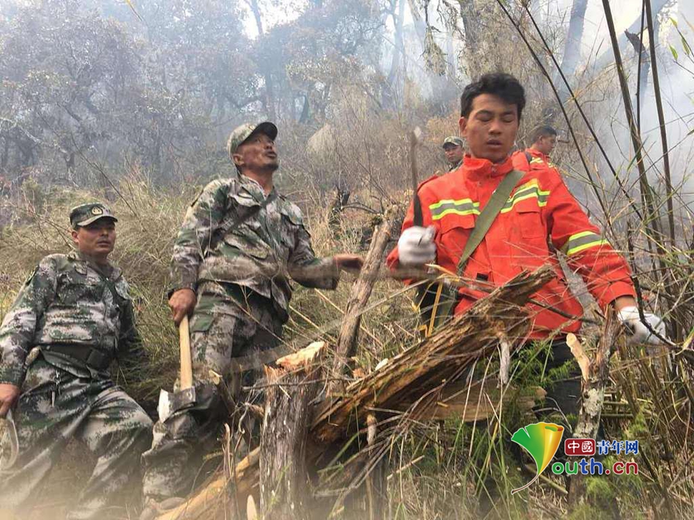 凉山森林火灾30人遇难 村民手机留存遇难者生前画面