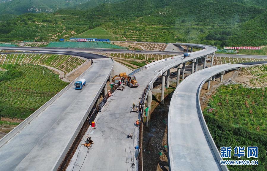 延崇高速河北段建设稳步推进34