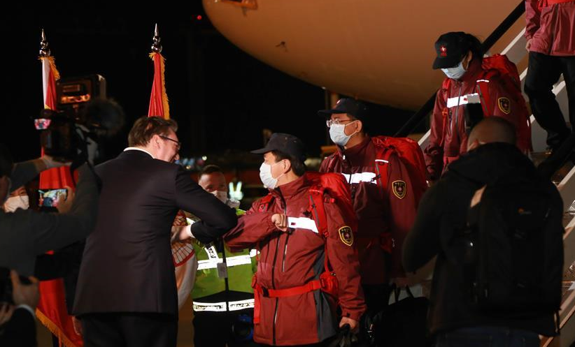 塞尔维亚总统抵达中国 W020200328031989911188.png