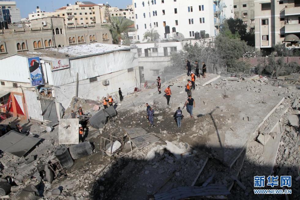 以色列军队摧毁哈马斯银行大楼46