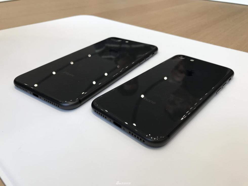 黑白正面没差别 苹果iphone x现场实拍图集