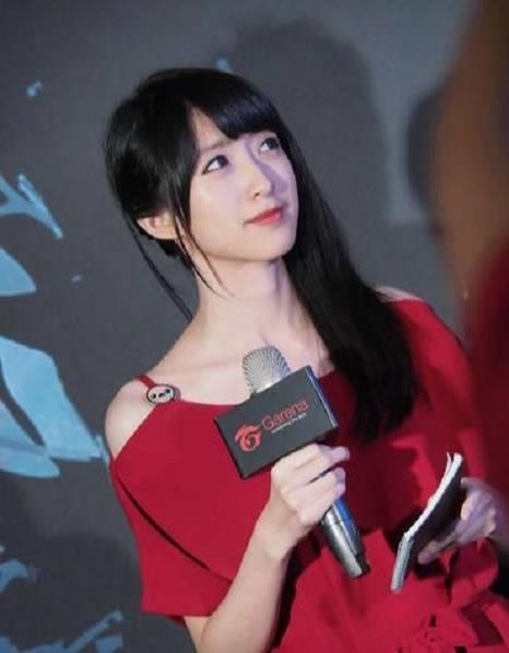 电竞比赛意外的捧红了这个台湾女主持人_图片频道__中国青年网