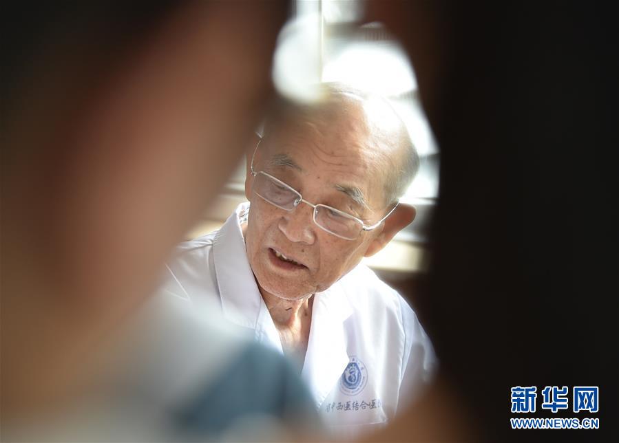 妙手仁心老中医李业甫