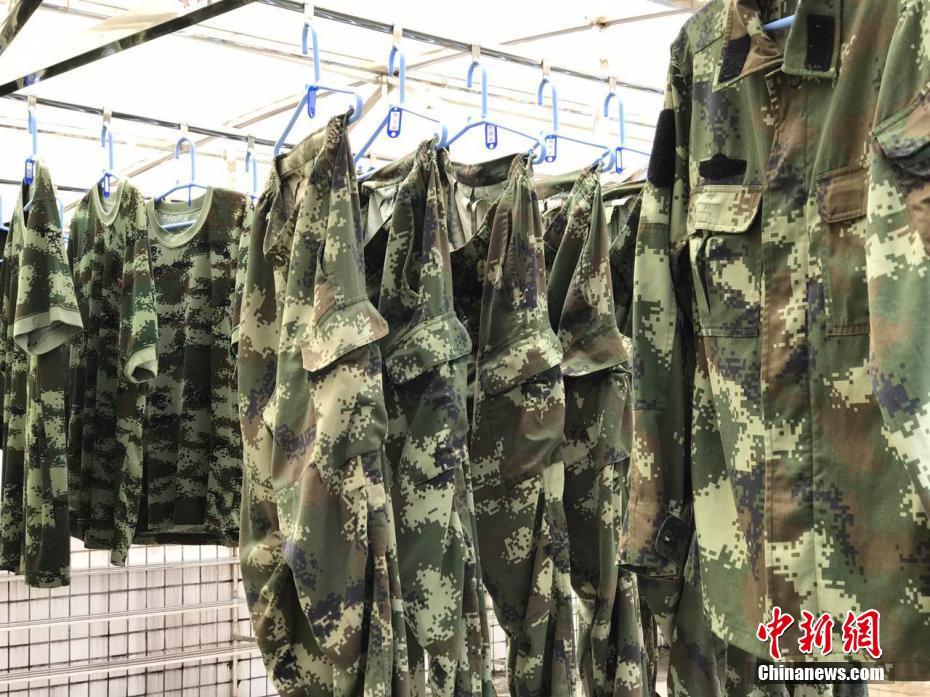 开眼了!武警官兵"晾衣大法"