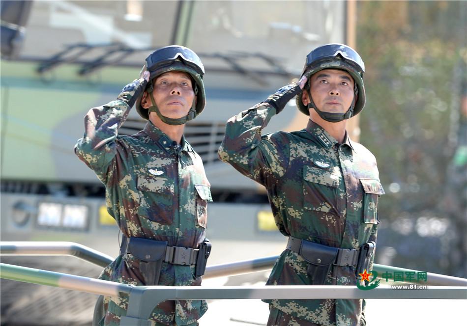 沙场点兵:带你一睹将军领队的风采