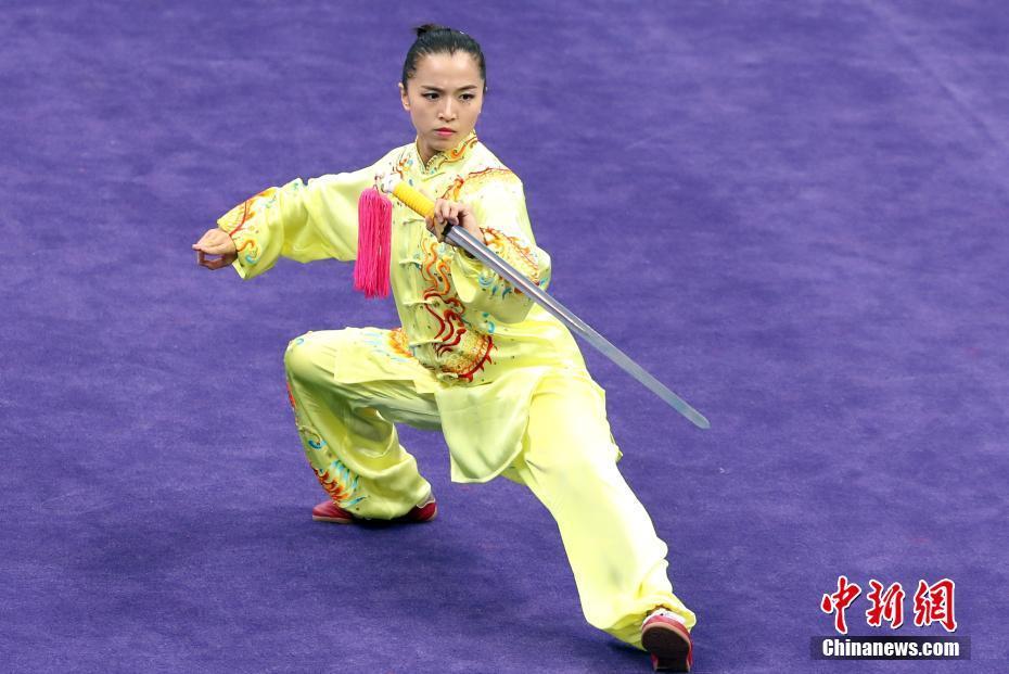 天津全运会武术套路首金出炉 天津名将于萌萌蝉联冠军