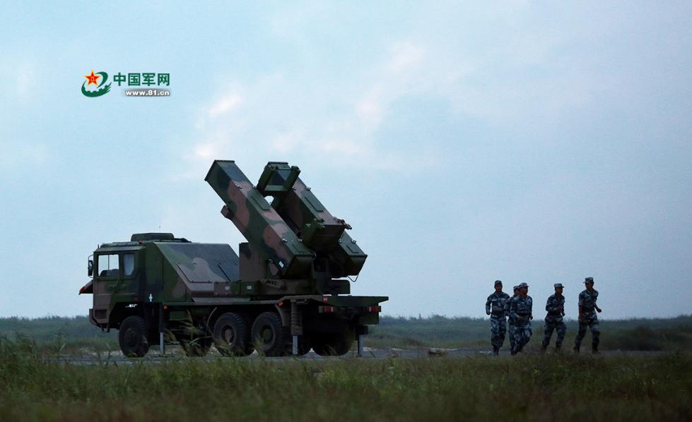 空军地导某旅防空营"进驻即打"练攻防