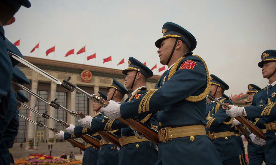 人民大会堂举行仪式欢迎特朗普访华