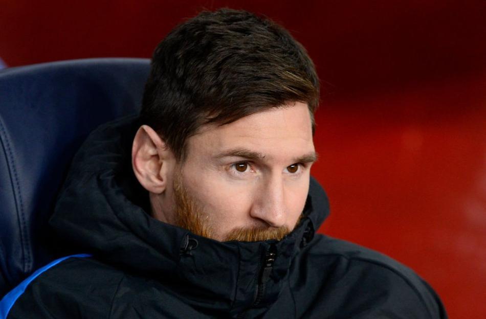 给你一个萌萌的梅西