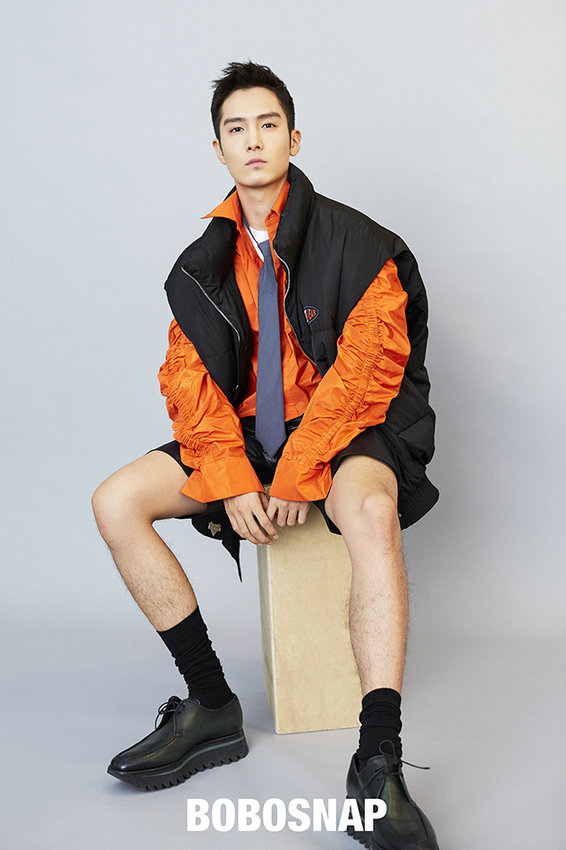 盛一伦写真大片混搭朋克风别具一格