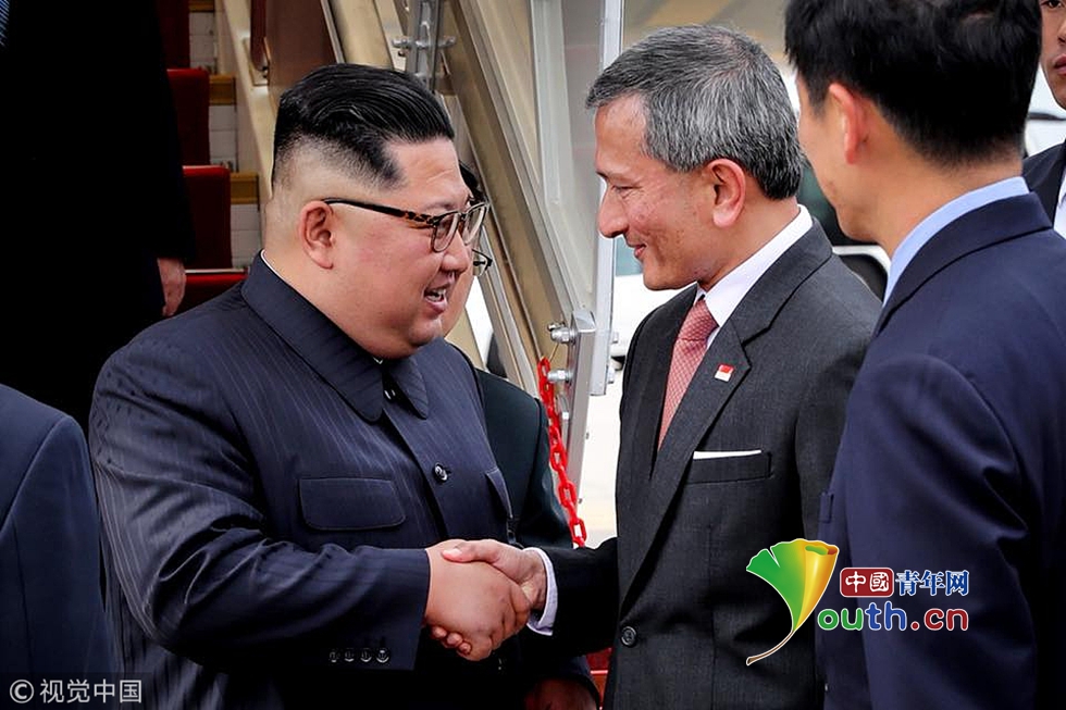 朝鲜领导人金正恩抵达新加坡