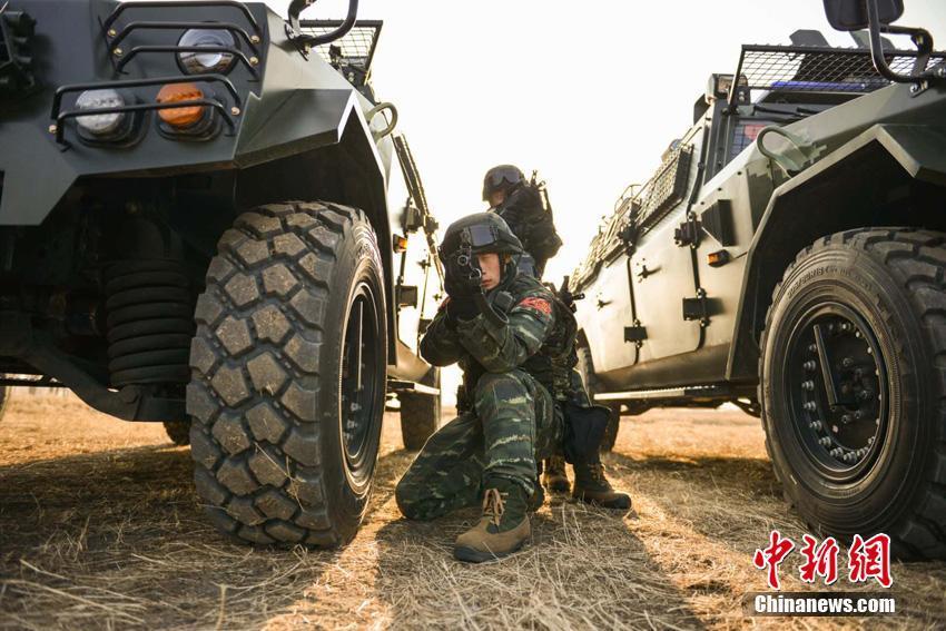 吉林武警"魔鬼周"特训 队员极寒天气挑战极限