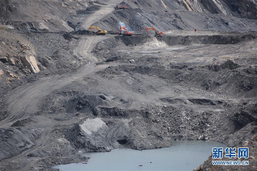 青海启动木里矿区综合整治 三年建成矿山生态公园 (1/4)