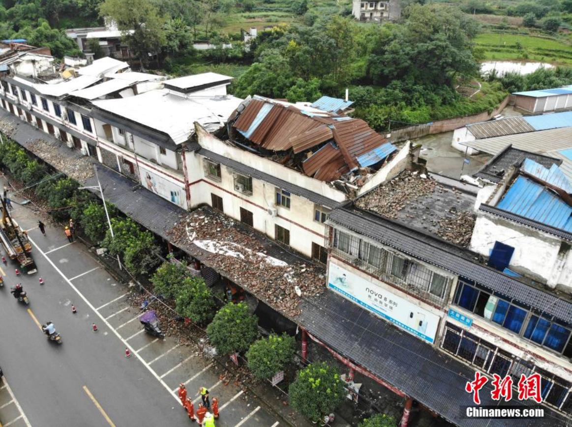 航拍四川泸县6.0级地震震中福集镇