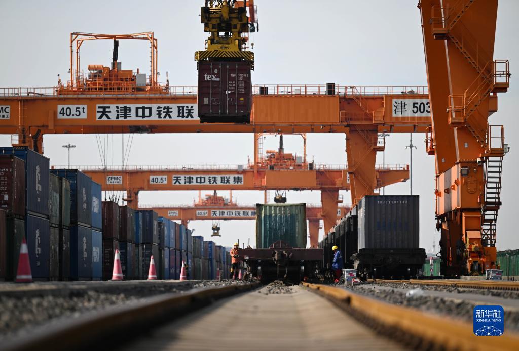 天津港：发展多式联运 提升港口集聚辐射能