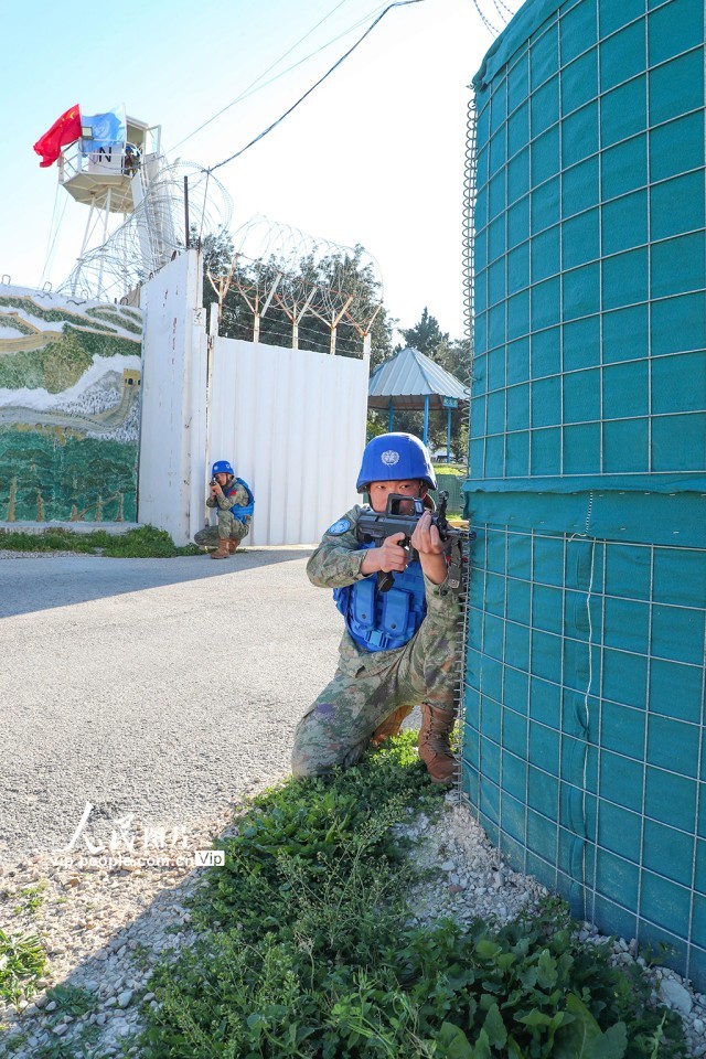 中国第22批赴黎巴嫩维和多功能工兵分队开展防卫演练66