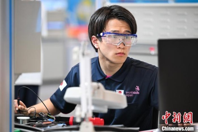 第二届“一带一路”国际技能大赛：各国技能精英亮绝活