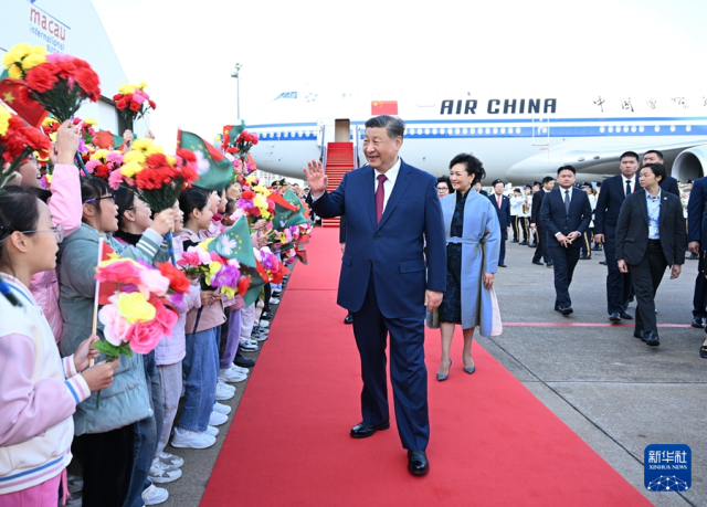 习近平抵达澳门