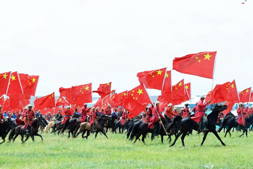 多图直击内蒙古第36届旅游那达慕.jpg